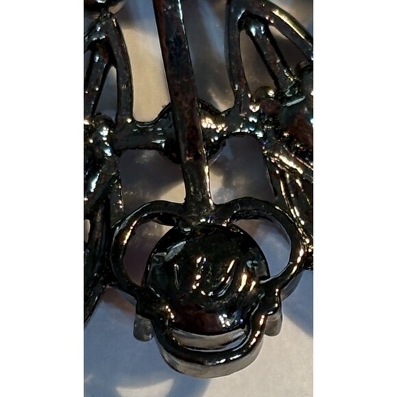 MJ Pink Rhinestone Flower Brooch Black Metal Filigree Layered Vintage Style - Picture 6 of 7